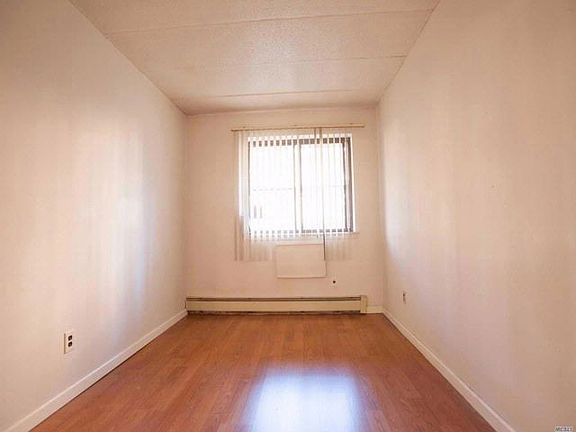 3rd image of 13925 34th Ave #101