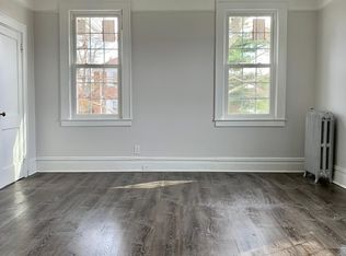 1315 154th St #2F, Whitestone, NY 11357