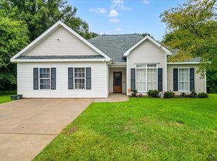 211 Crakston Ct, Bonaire, GA