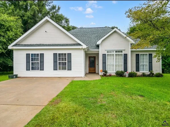 211 Crakston Ct, Bonaire, GA 31005