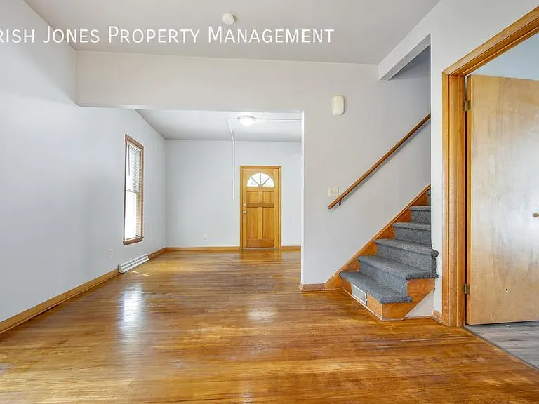 172 Main St — Photo 15