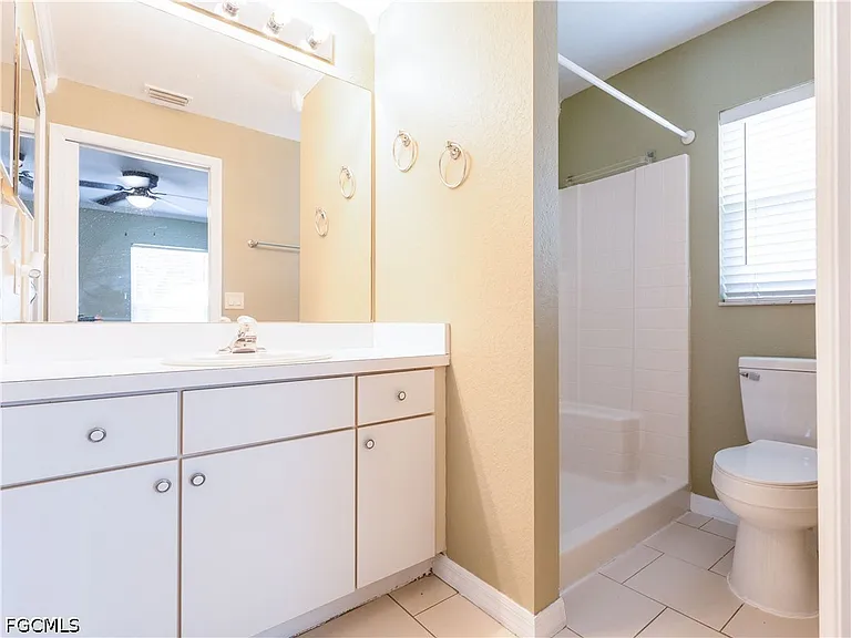 25324 Lychee Ct — Photo 7