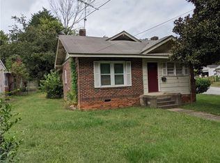 2000 S Benbow Rd, Greensboro, NC 27406