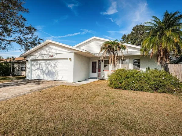 7837 Tiburon Dr, Largo, FL 33773