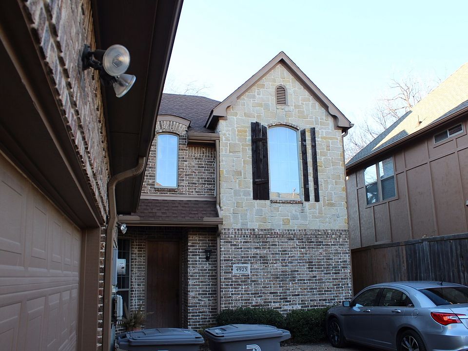2nd image of 4923 Alcott St