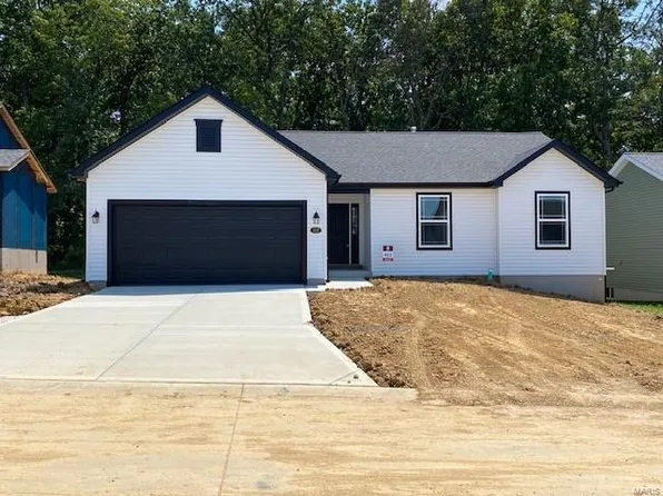 512 Birchwood Dr, Moscow Mills, MO 63362