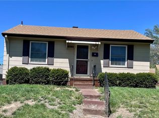3213 Seneca St, Saint Joseph, MO 64507