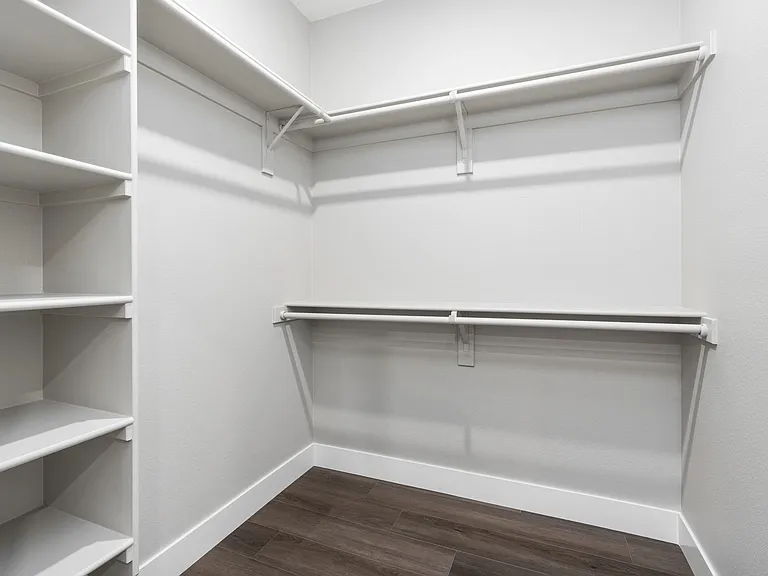The Palms Luxury Condominiums — Photo 16