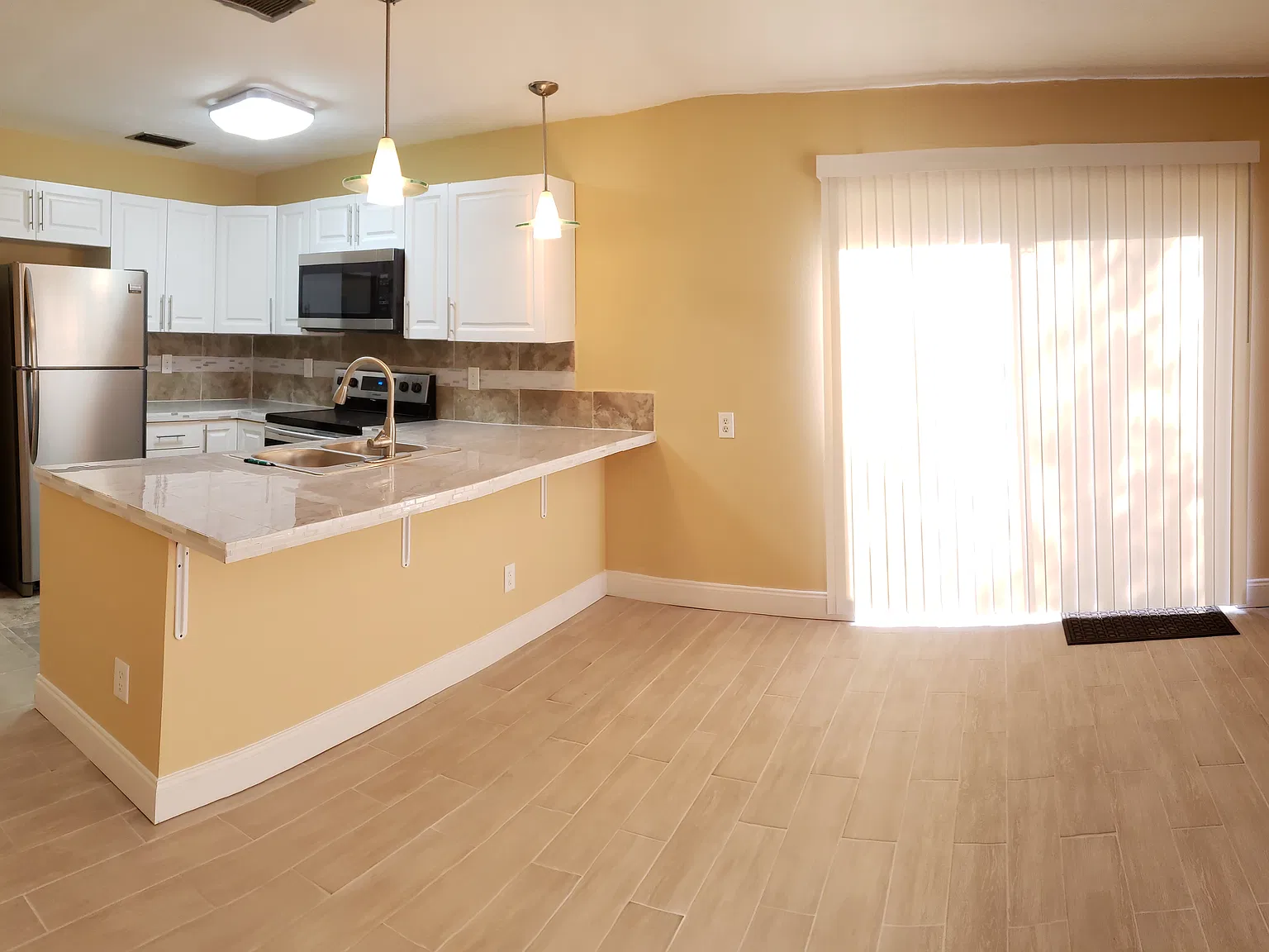 3 bed, 1500 sqft, $2,210 — Photo 3