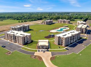 Joy Park Luxury Apartments, Kathleen, GA 31047