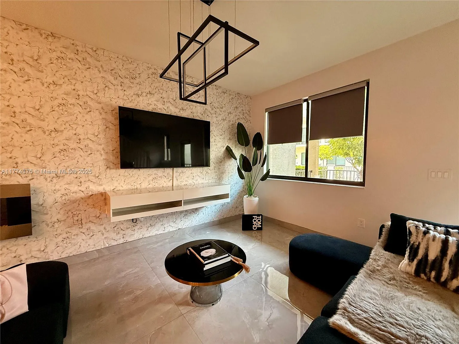3 bed, 1871 sqft, $5,000 — Photo 3