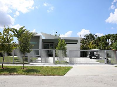 11938 SW 41st Dr, Miami, FL, 33175