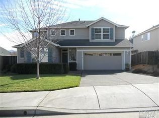 315 Pepperwood Dr, Cloverdale, CA 95425