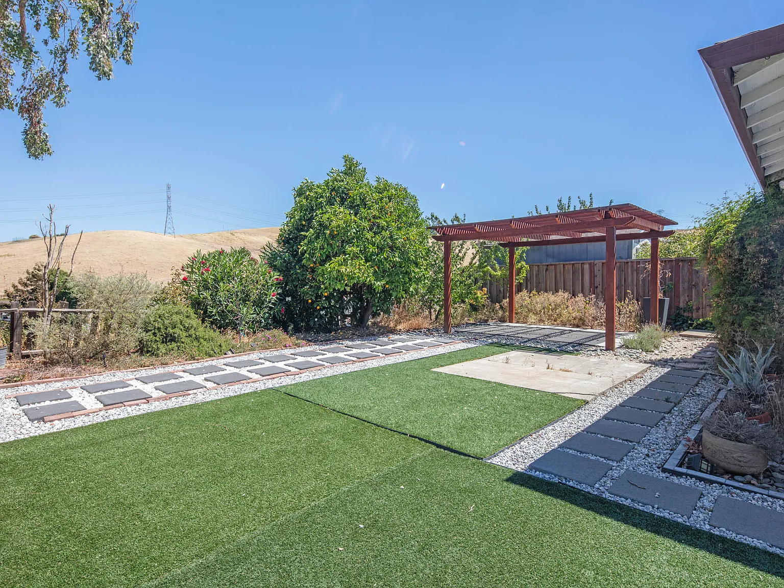 2225 Mount Whitney Drive - 1 — Photo 4