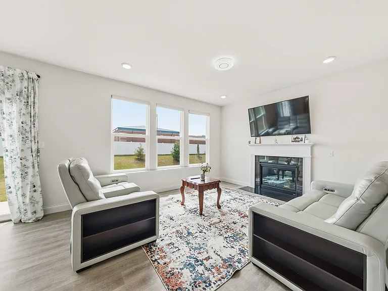 106 Sommerset Ct — Photo 11