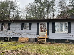 183 Skinner Hollow Rd, Woodbine, KY 40771