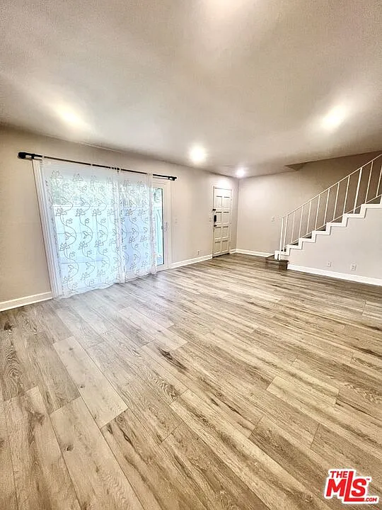3 bed, 2.5 bath, 1276 sqft, $3,500 — Photo 3
