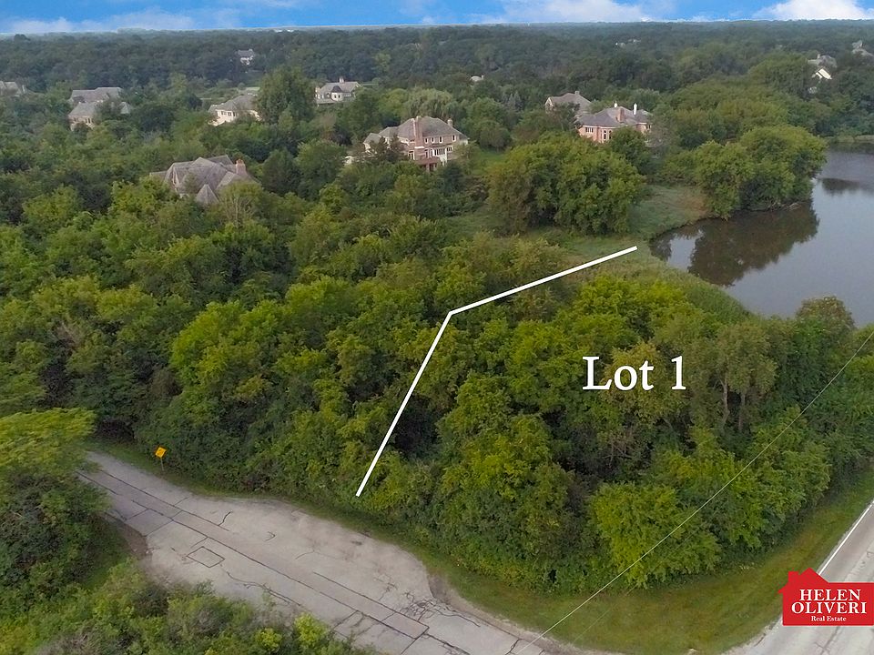 1st image of 3702 Deerwood Dr