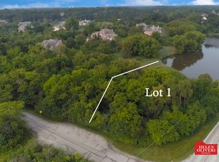 3702 Deerwood Dr, Long Grove, IL 60047