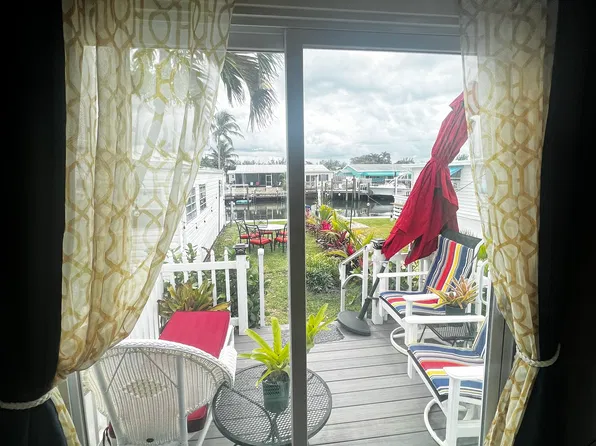 10851 S Ocean Dr, Jensen Beach, FL