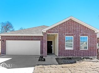 509 London Dr, Lavon, TX 75166