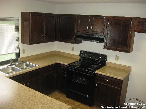 4th image of 13938 Brantley Street