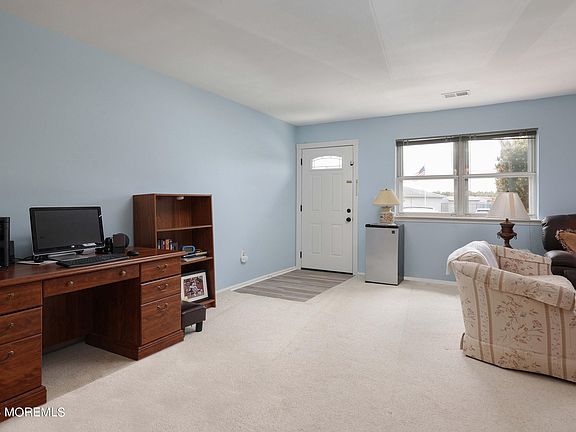 5th image of 6 Pompton Plains Drive #55