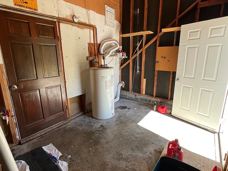 143 Hermitage Rd — Photo 17