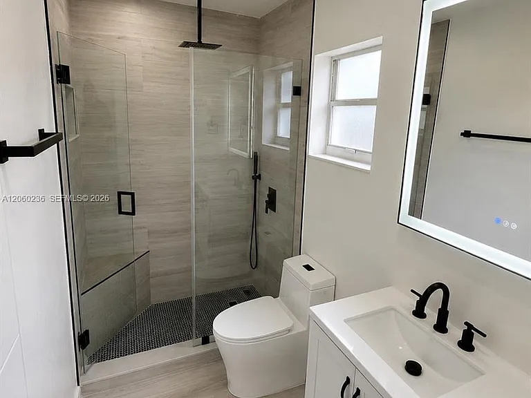 1373 W 43rd Pl #2 — Photo 9
