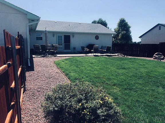 4th image of 121 E Bond Dr