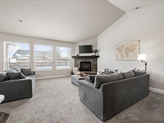 5th image of 5862 Juneberry Dr