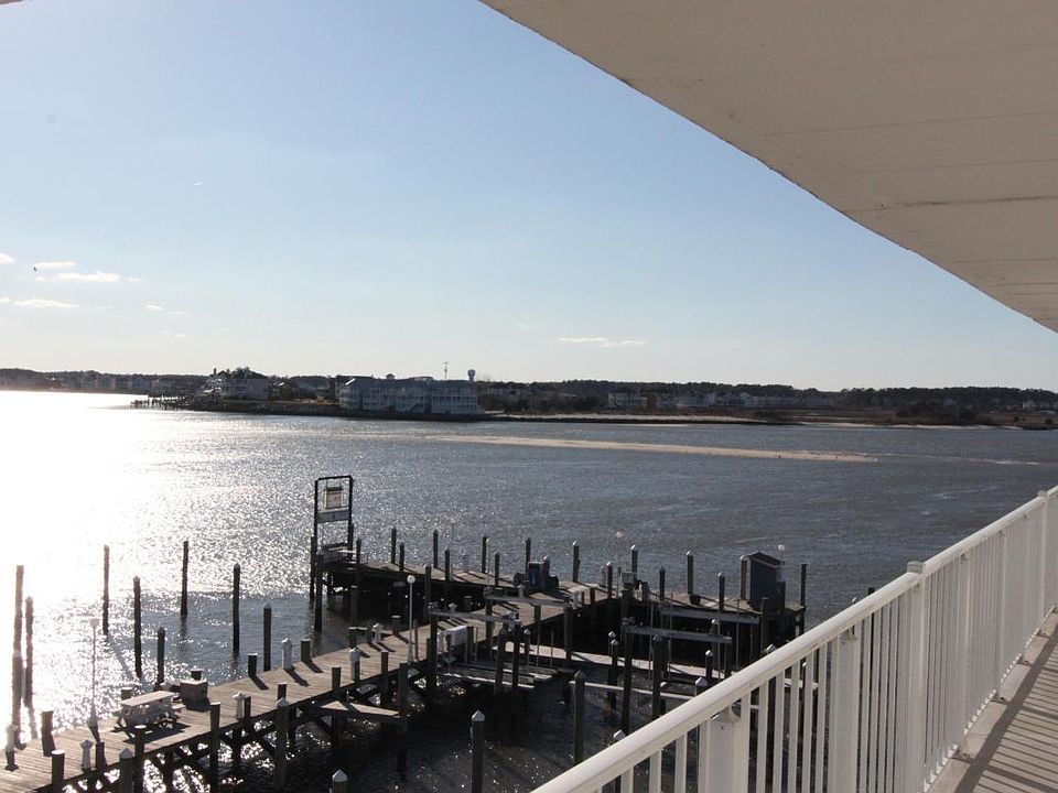 Great View of Bay