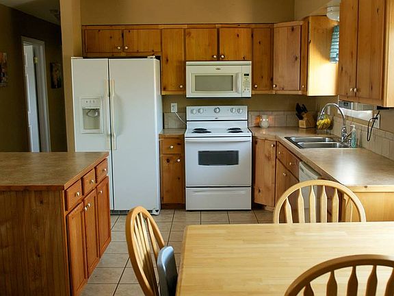 3rd image of 5357 E Scoresby Ave