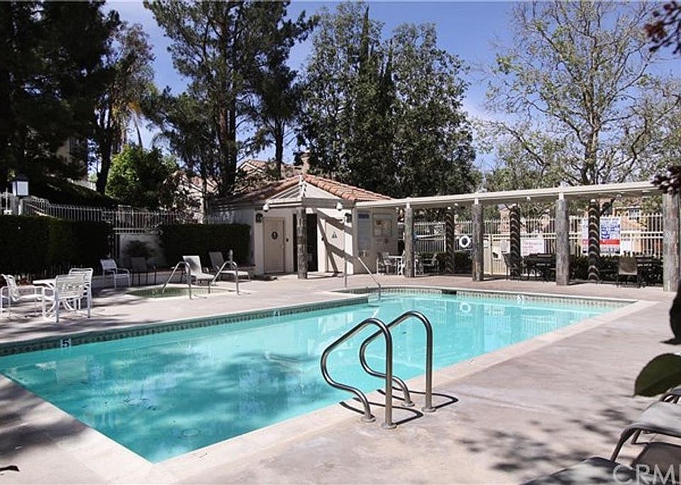 1st image of 6319 Blossom Ln