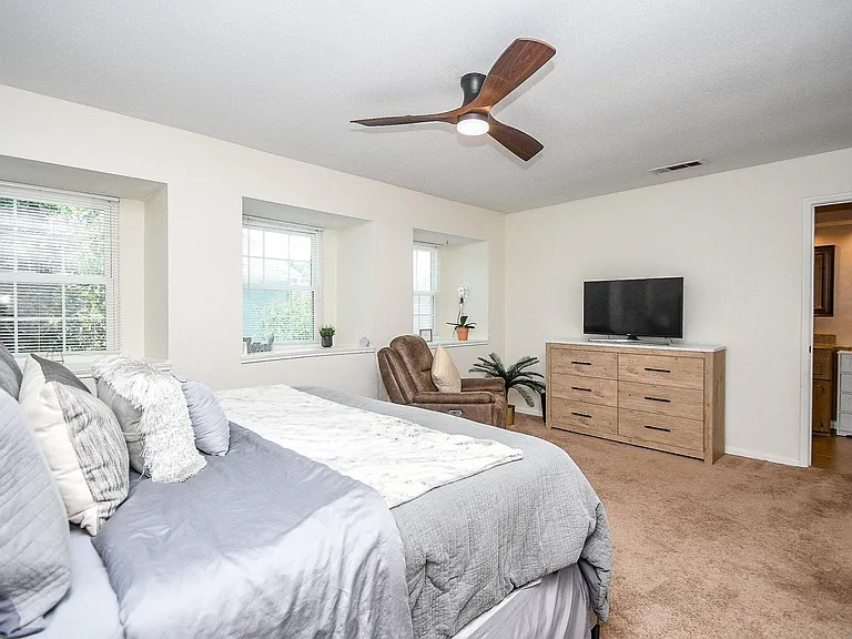 14686 Perthshire Rd #H — Photo 12