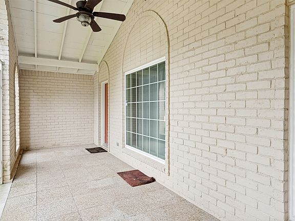 3rd image of 849 Wheelwood Dr