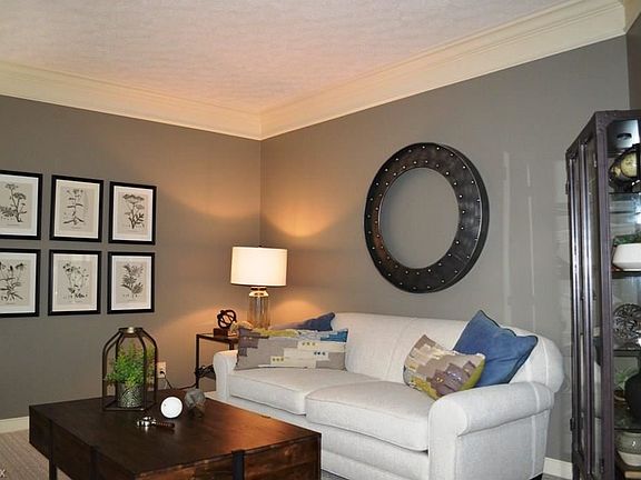 3rd image of 7092 Colesbrooke Dr