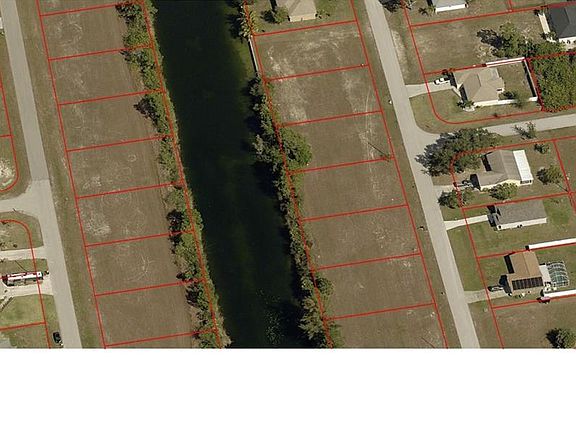 2nd image of 2834 NE 6th Ave