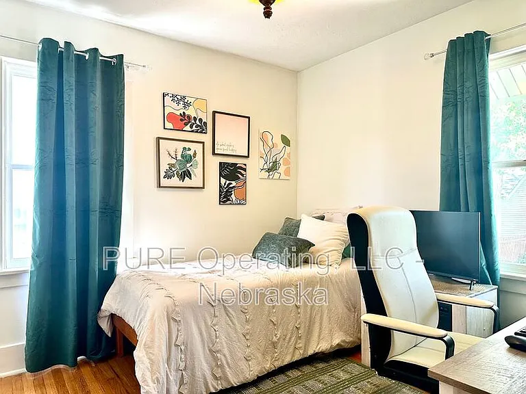 5724 Rees St — Photo 15