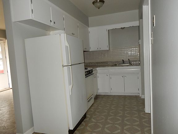 5th image of 5331 S Kilbourn Ave APT 2