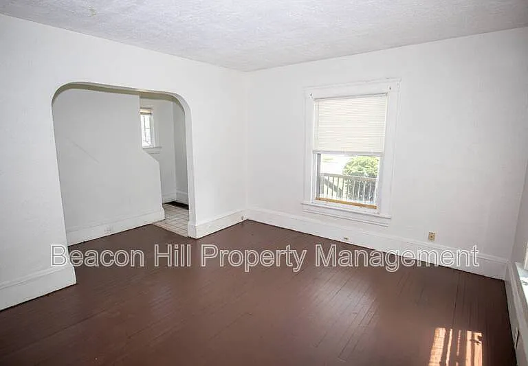 1290 E 188th St — Photo 5
