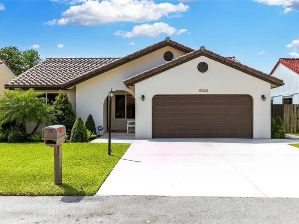 15560 Derby Court, Davie, FL 33331