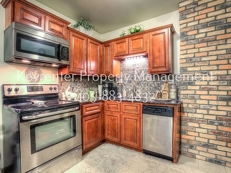 1308 NW 16th St — Photo 20
