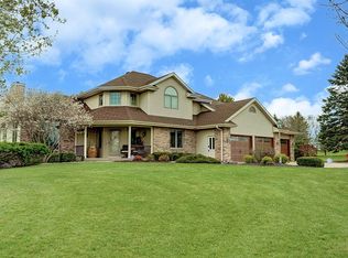 7399 Cedar Crest Dr, Sauk City, WI 53583