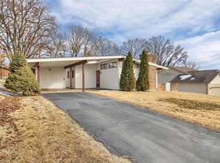 302 Alberta Ln, Washington, MO 63090