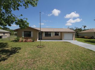 1047 Grandeur St SE, Palm Bay, FL 32909