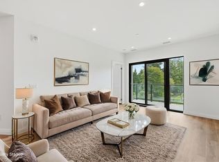 525 New Dundee Rd #207, Kitchener, ON N2P 0K8