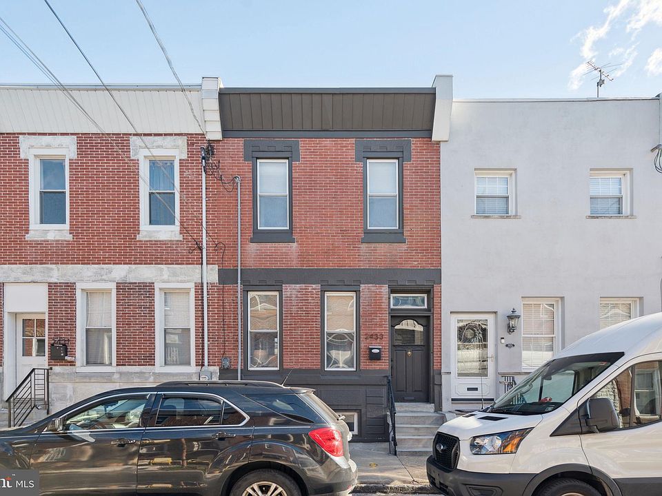 1st image of 2433 E Hazzard St
