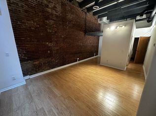 252-256 Friend St #1A, Boston, MA 02114