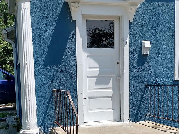 Front door of apartment 3